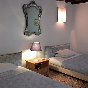 https://domarie.hotelslidodijesolo.com